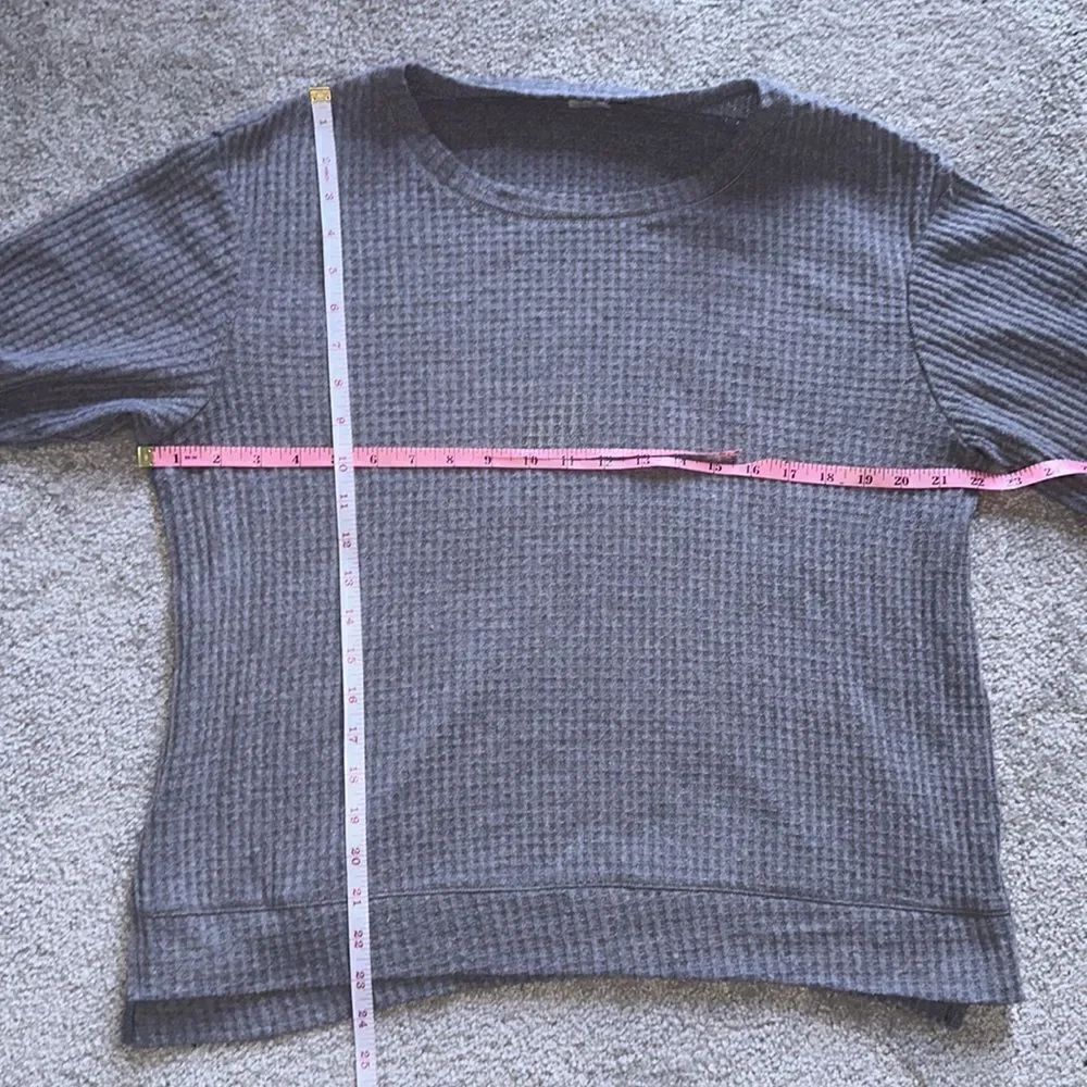Secret Treasures Top!  - Picture 5 of 8